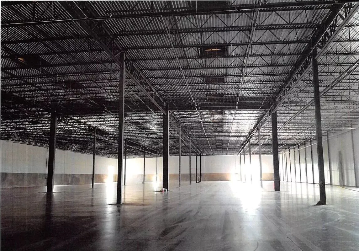 White Faced Poly Iso Board, Tilt-Up Concrete Data Centers White Faced Poly Iso Board, Tilt-Up Concrete Data Centers