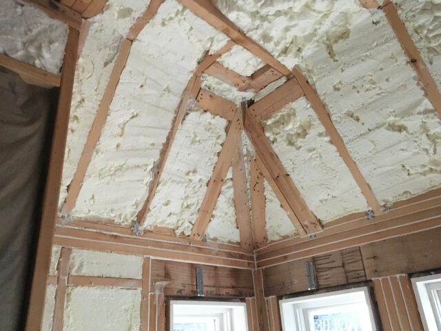 Ceiling corner with spray foam insulation
